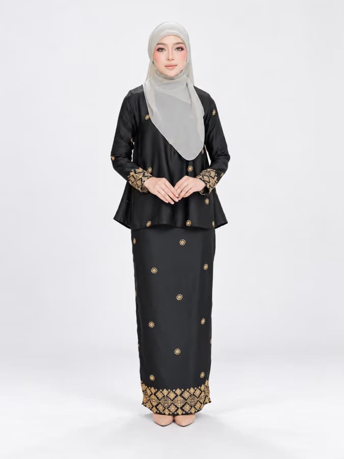 Kurung Nilam