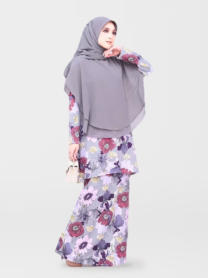 Kurung Permaisuri — Greyish Daisy