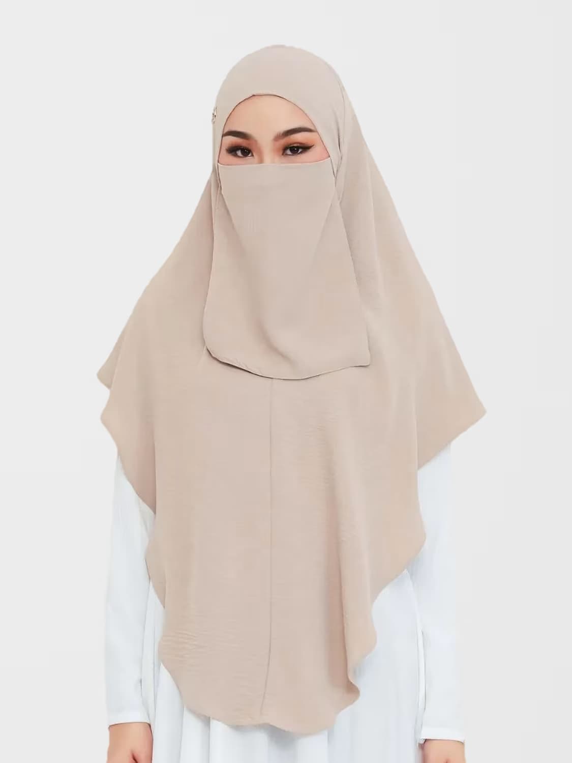 Khimar Zinnirah™ in Coffee