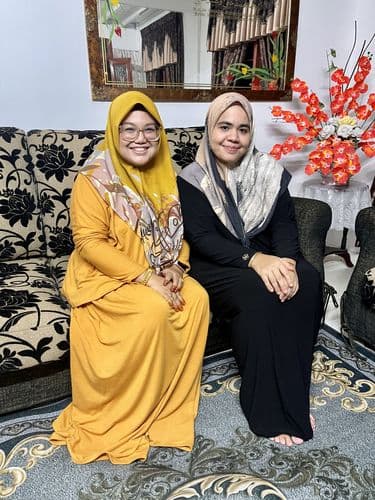 Masmira I., wearing Chanella™
