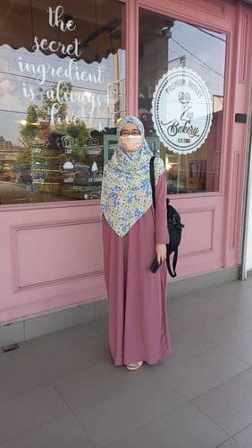 Nurfa S., wearing Chanella™