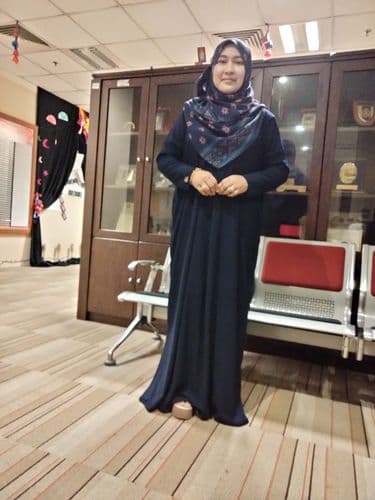 SITI M., wearing Chanella™