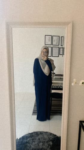 Anne Z., wearing Chanella™